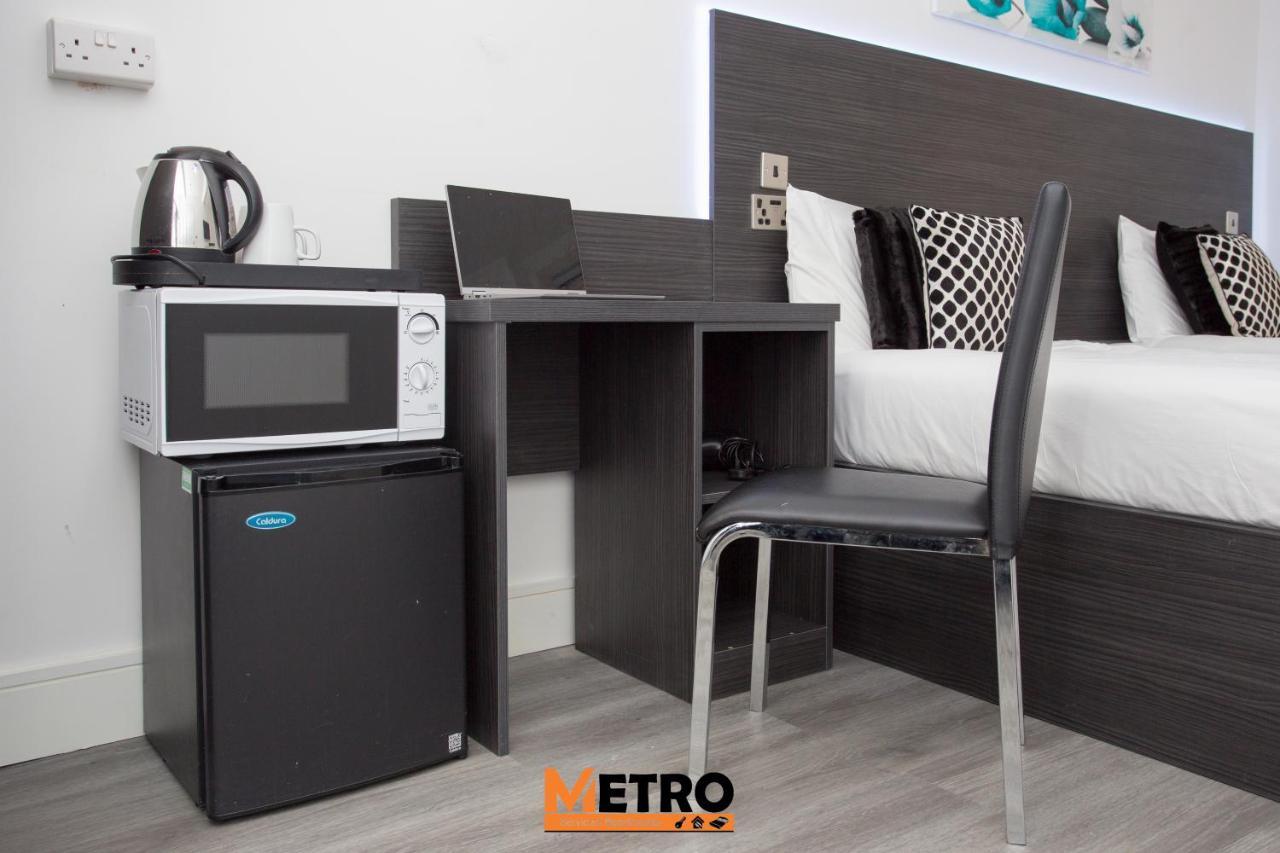 Legoland Heathrow Windsor Apartment Hotel Slough Esterno foto