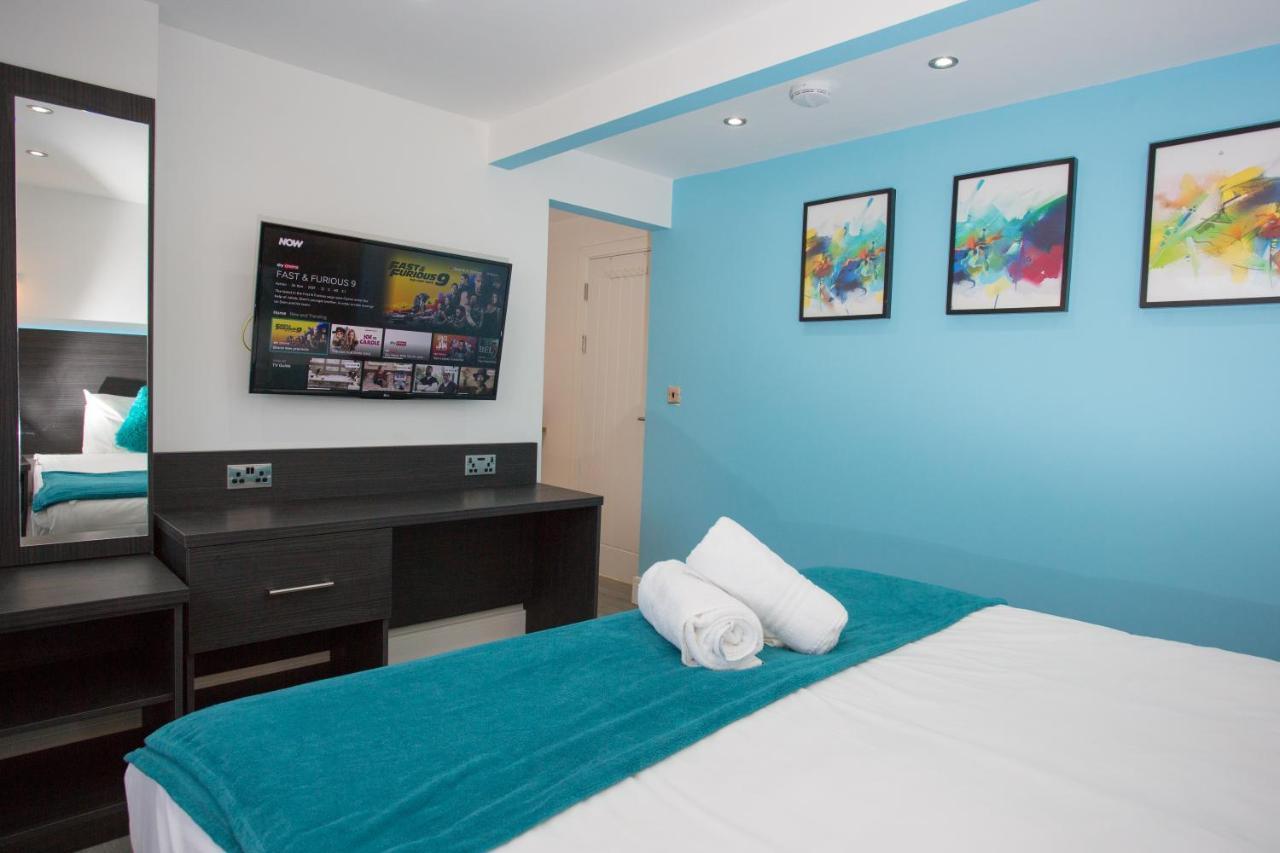 Legoland Heathrow Windsor Apartment Hotel Slough Esterno foto
