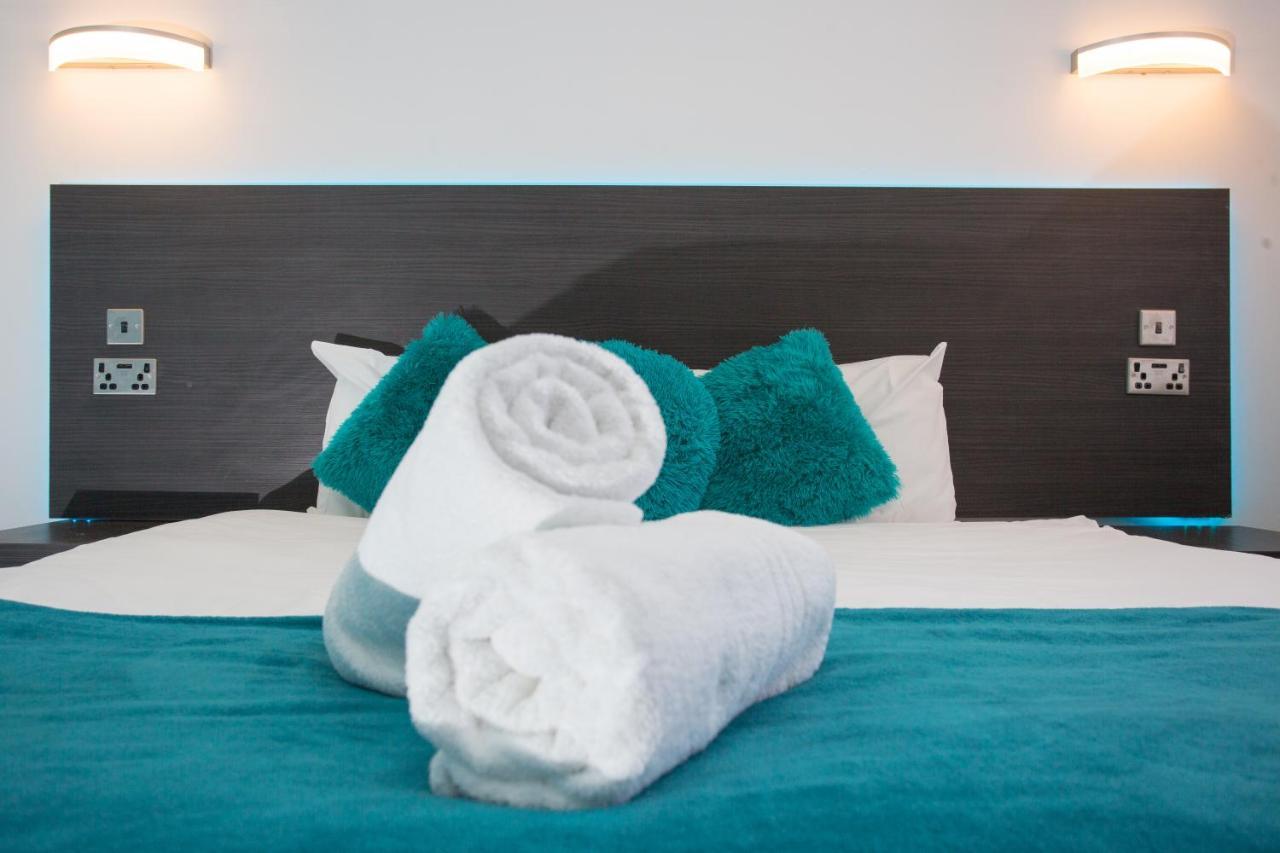 Legoland Heathrow Windsor Apartment Hotel Slough Esterno foto